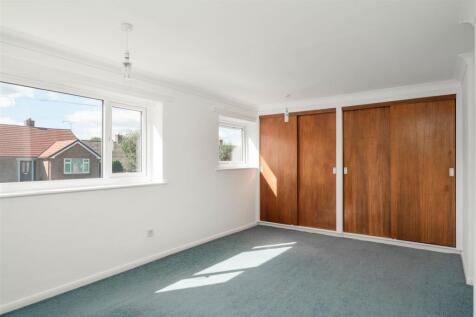 Bedroom1-2.jpg