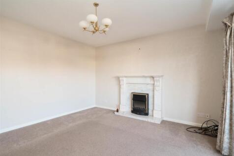 Living Room-3.jpg