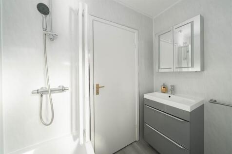 Bathroom-2.jpg