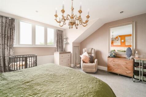 Bedroom1-2.jpg