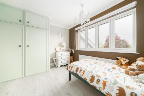 Bedroom2-3.jpg