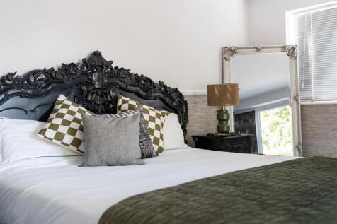 Bedroom5-4.jpg