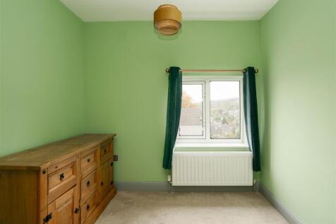 Bedroom1-2.jpg