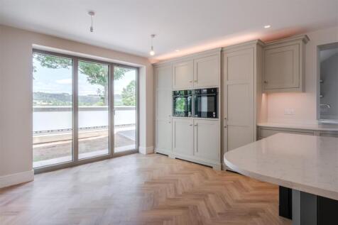 Open Plan Kitchen-2.jpg