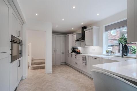 Open Plan Kitchen - Diner - Utility-7.jpg