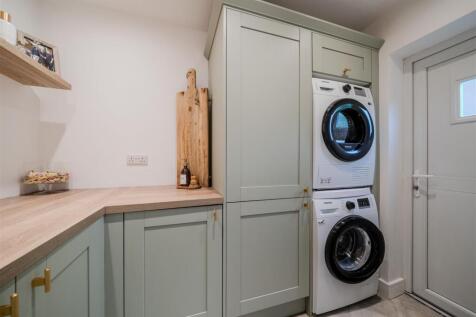 Open Plan Kitchen - Diner - Utility-10.jpg