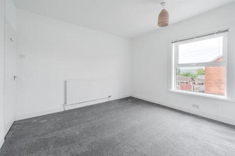 Bedroom2-3.jpg