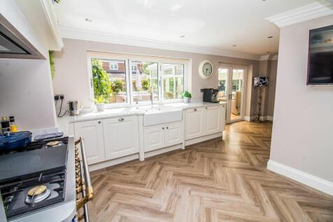 Kitchen Pic 3.