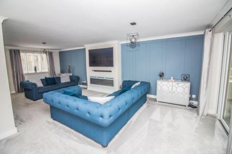 Lounge.
