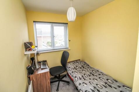 Bedroom Pic 4