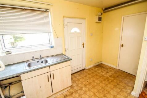Kitchen Pic 3.
