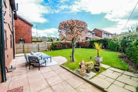 Rear Garden Pic 2.