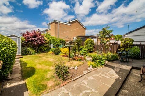 Rear Garden Pic 2.
