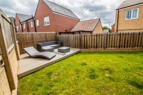 Rear Garden Pic 2. 