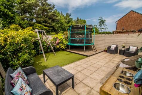 Rear Garden Pic 2. 