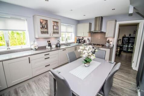 Kitchen Pic 3. 