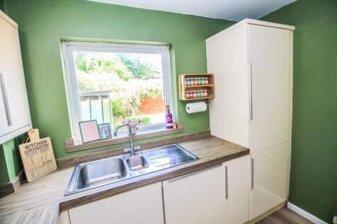 Kitchen Pic 4.
