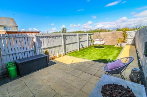 Rear Garden Pic 2. 