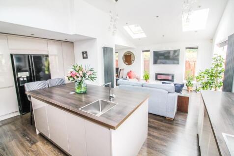 Kitchen Pic 2.