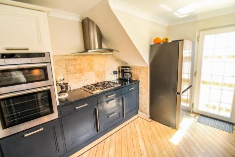Kitchen Pic 3.