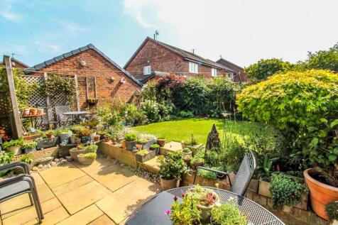 Rear Garden Pic 2.