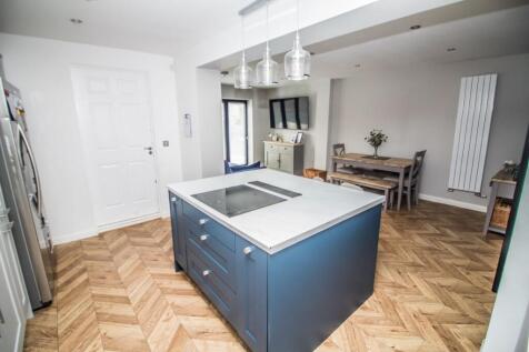 Kitchen Pic 2.