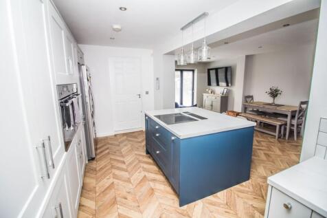 Kitchen Pic 3.