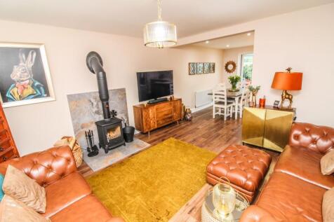 Lounge Pic 2.