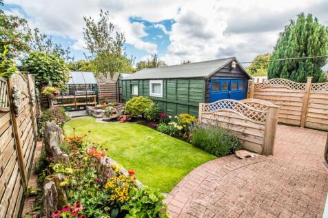 Rear Garden Pic 2. 