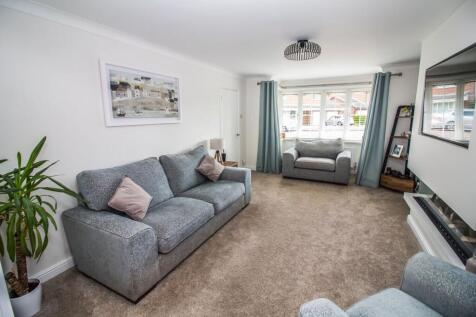 Lounge pic 2.