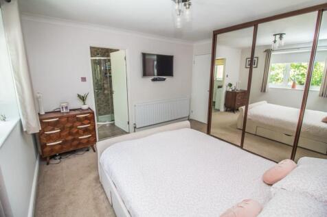 Bedroom One Pic 2.