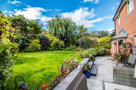 Rear Garden Pic 2.