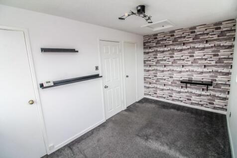 Bedroom Pic 3.