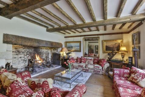 The_Old_Manor_House_GL7_051.jpg