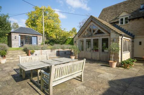 240918TwinCottage-1013.jpg