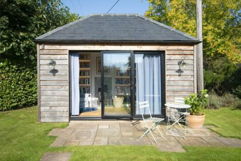 240918TwinCottage-1010.jpg