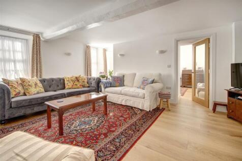 241011CaldecottHouse-1027.jpg