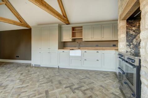 241126MichaelsBarn1-1006.jpg