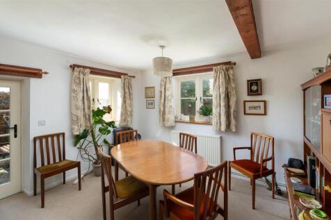 10 North Cerney GL7 7DE-13.jpg