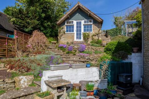 10 North Cerney GL7 7DE-3.jpg