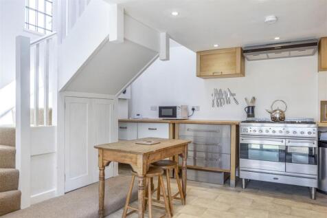 Cottage_6034693.jpg