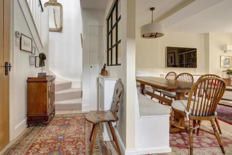 250611CottewoldHouse-1021.jpg