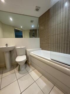 Ensuite To Bedroom 2