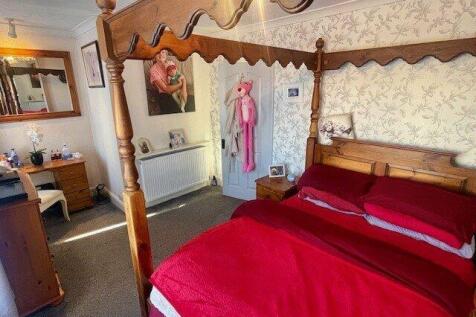 Bed 1