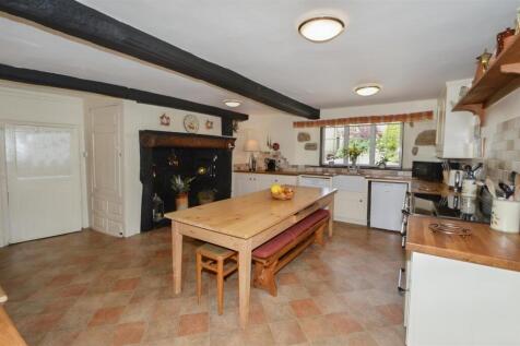16 N I Kitchen DSC_0251.jpg