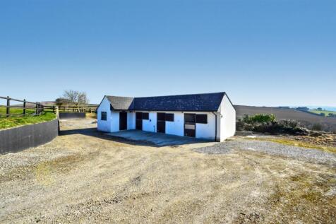 3 Stables