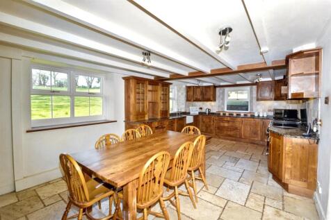 7 Kitchen Dining Room