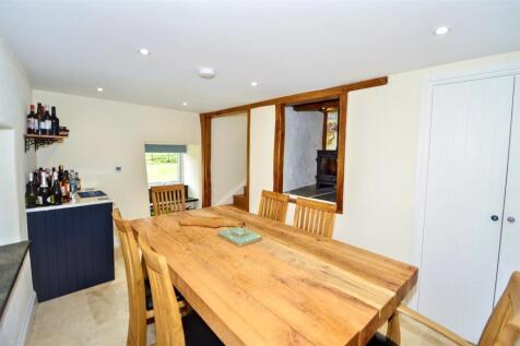 Kitchen / Breakfast Room