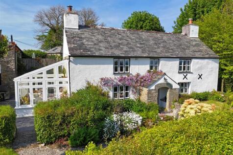 Lower Tregonnon House