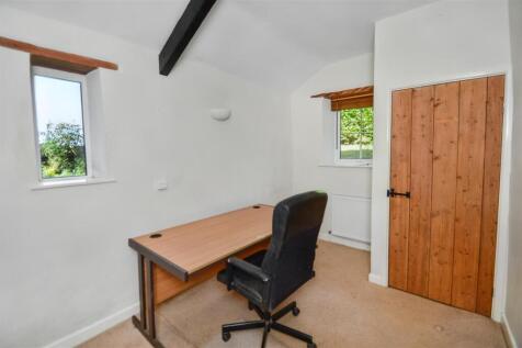 Bedroom 4 Study